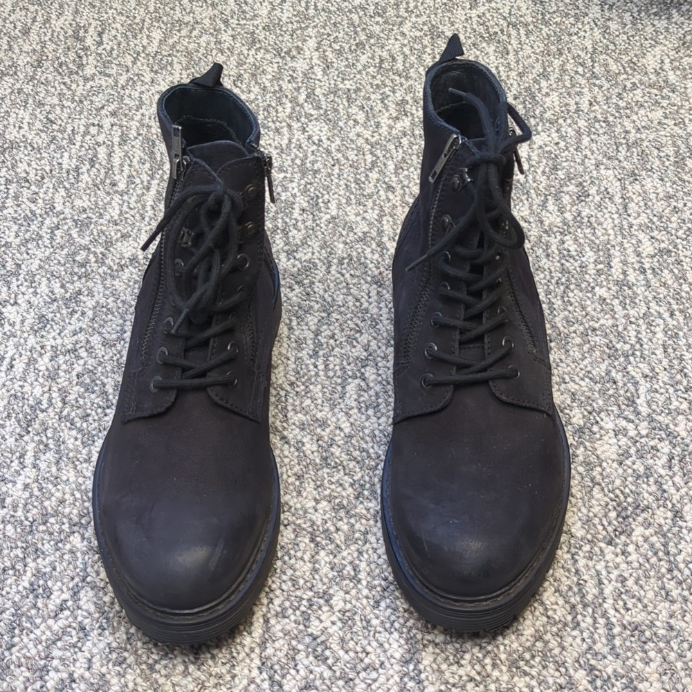 ⭐Steve Madden Men's Suede Boots⭐